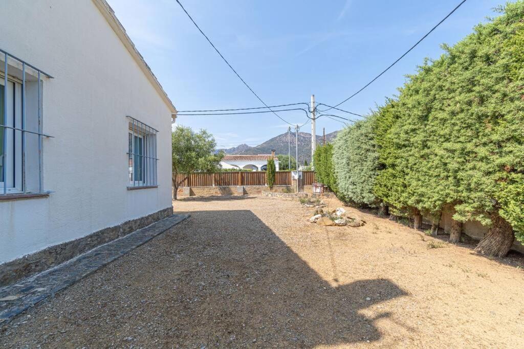 Villa Mb1-House With Big Garden ,Swimming-Pool, & Barbacue In Rosas Exterior foto